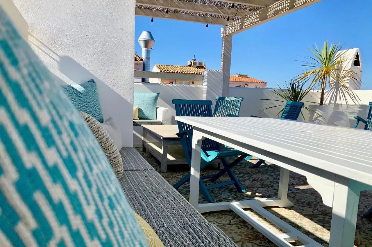 El Bagul, Terrace Boutique Apartament L'Escala 0*,